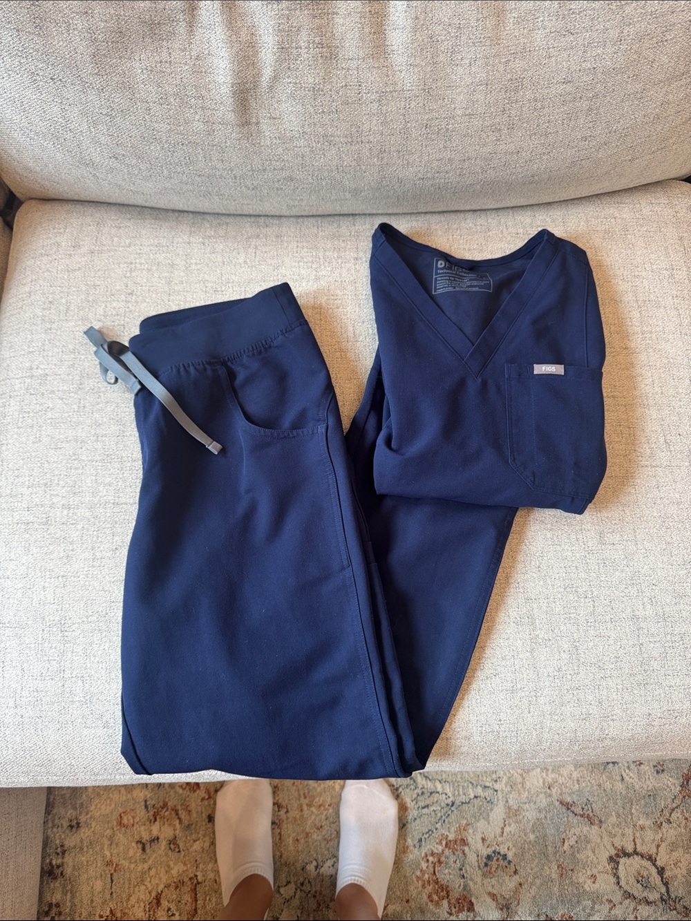 FIGS Navy Blue Scrub Set (Top Small/ Pants Small Petite)